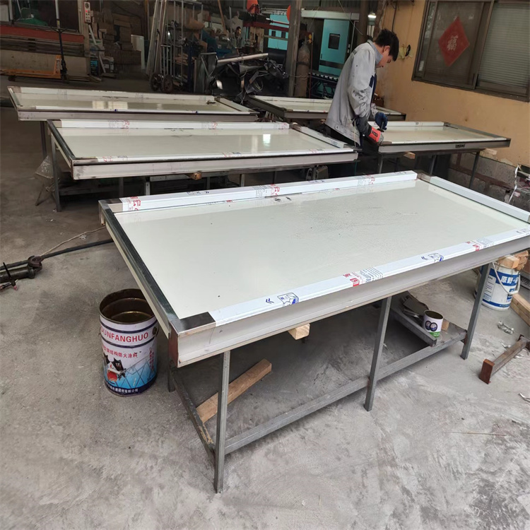 秦皇岛铅门能隔住辐射吗